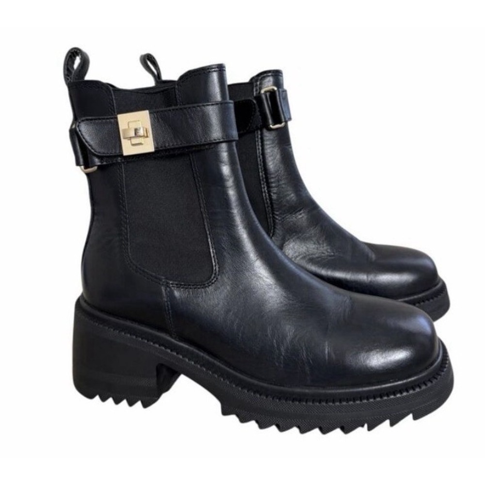 Steve Madden Black Leather Lug Sole Turn Lock Chelsea Ankle Boots Womens 6 NEW